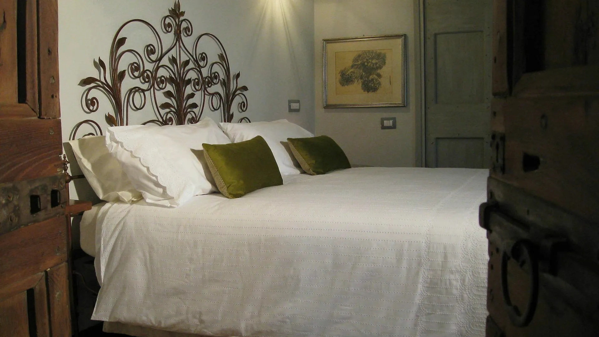 Il Burellino Villa Montalcino 0*,  Italy